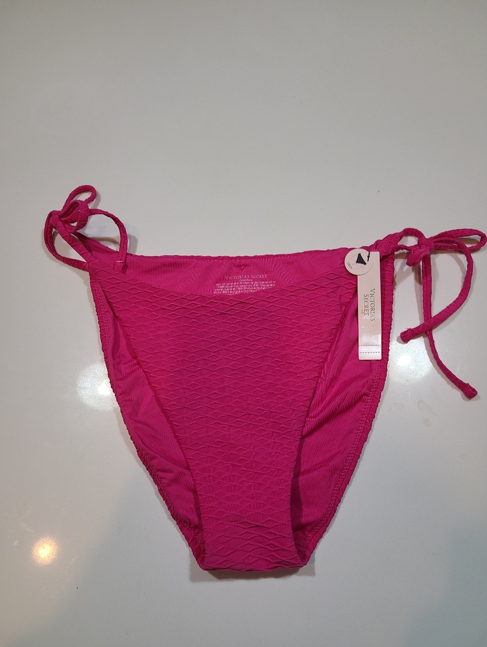 NWT Victoria's Secret Cheeky Hot Pink Bikini Bottom in Size Large